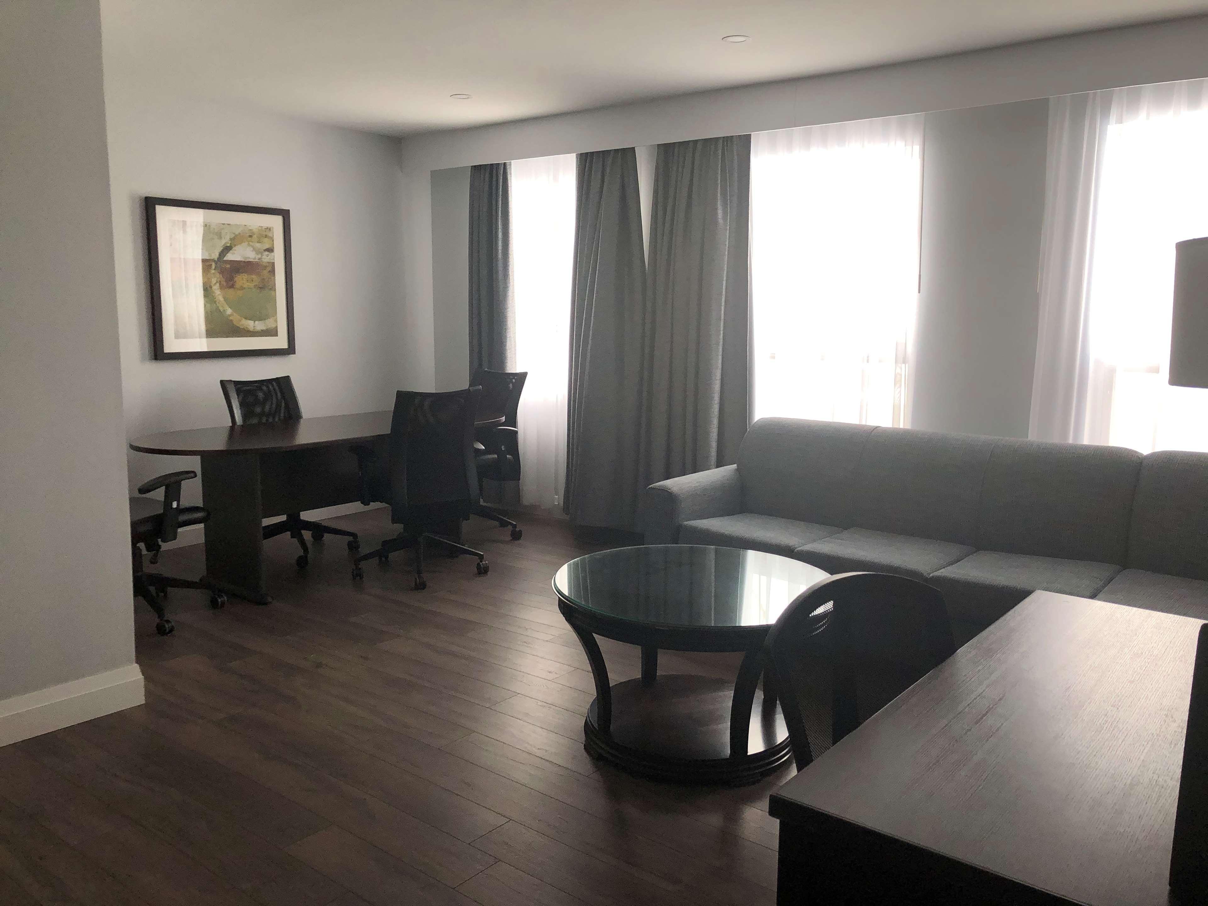 Best Western Plus Барри Экстерьер фото